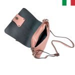 Малка дамска чанта от естествена кожа за през тялото с капак - Розовa пудра - Image 3